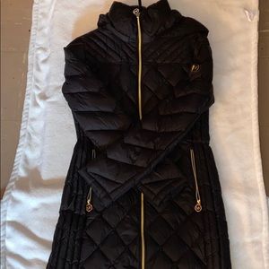 Long lightweight puffer Michael Kors Jacket
